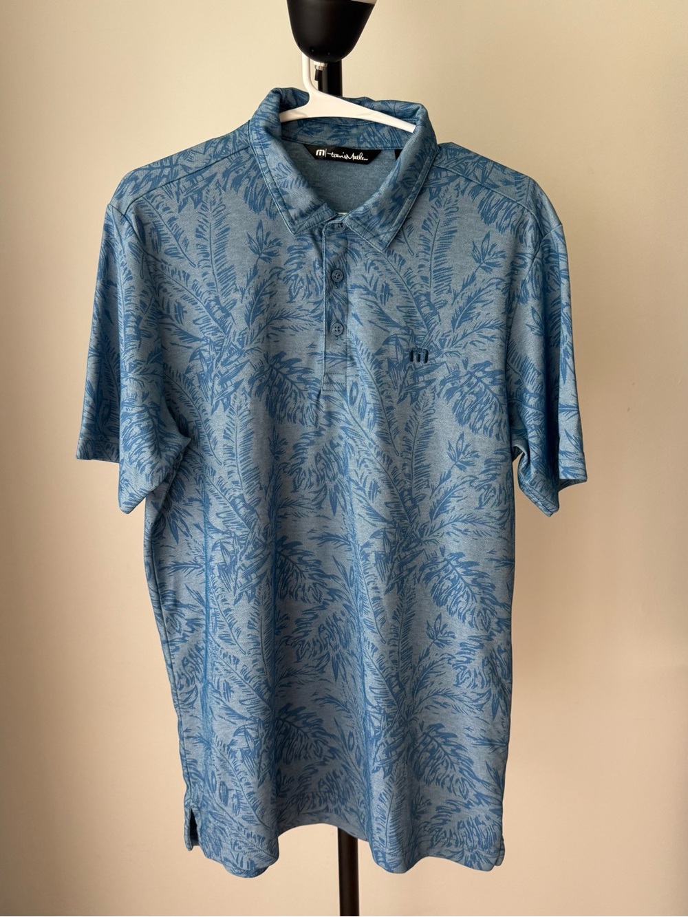 Travis Mathew Light Blue Leaf-Print Polo M